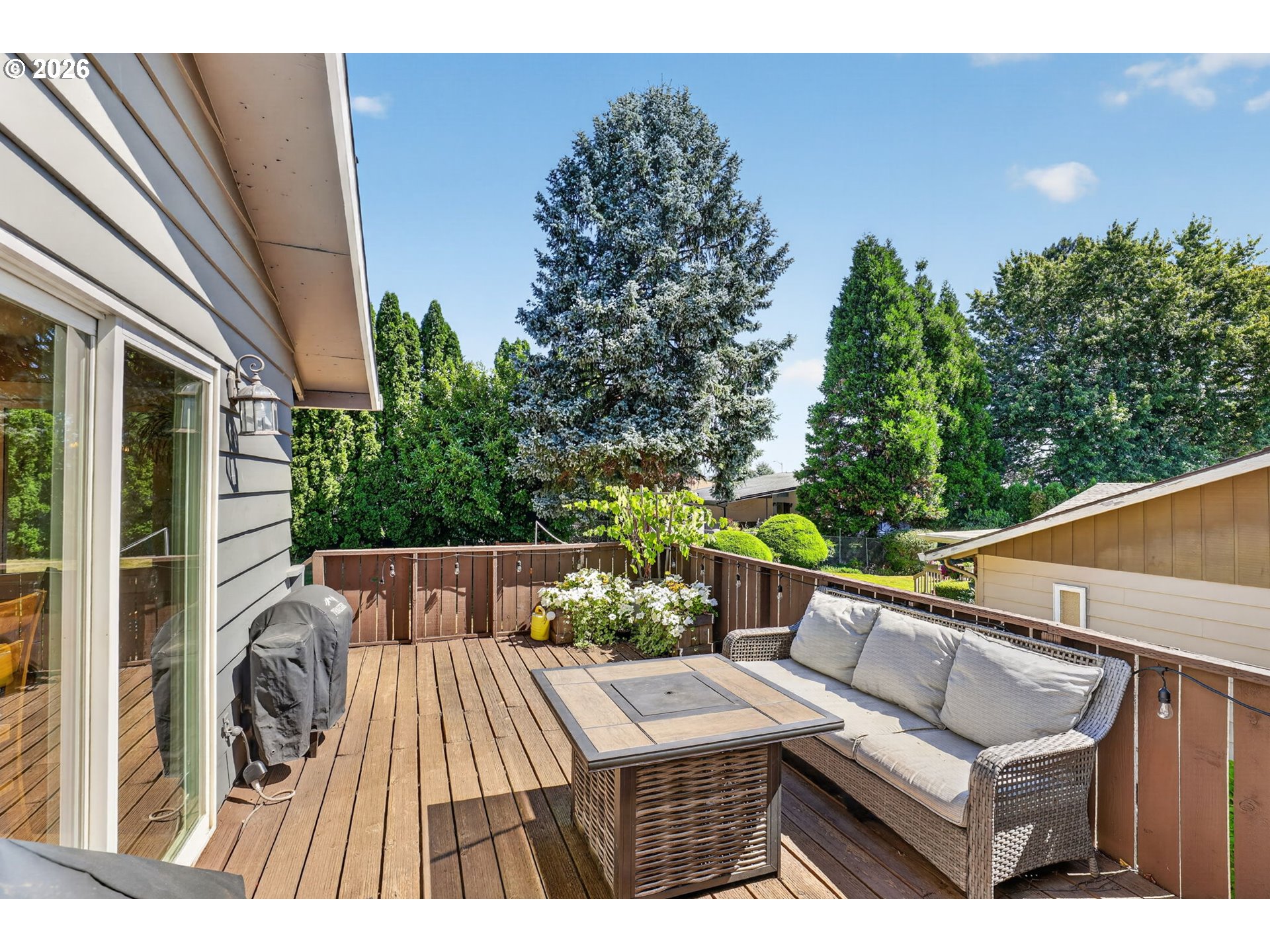 985 Northwest 3rd Street Gresham, OR 97030 - Photo 25 of 32 Deck