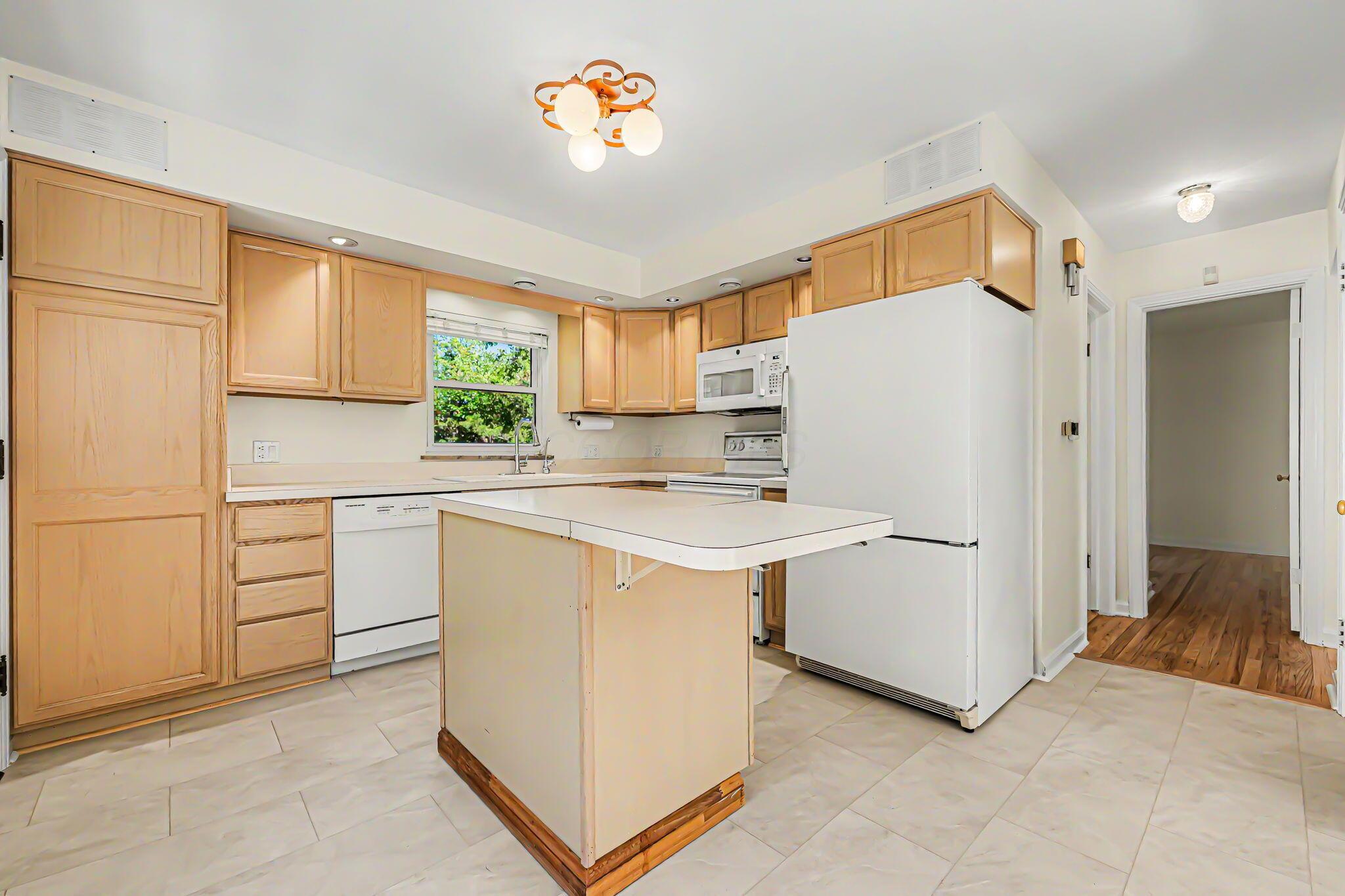 93 North Harding Road Columbus, OH 43209 - Photo 21 of 67