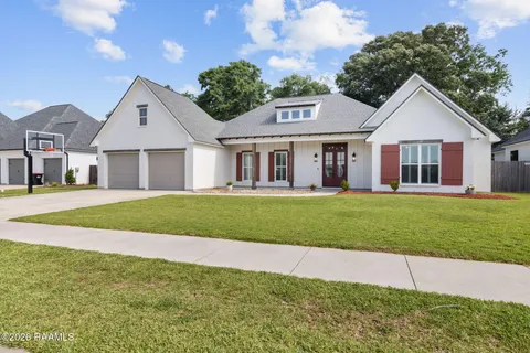 $559,999 | 105 Waterhouse Road, Carencro, LA 70520