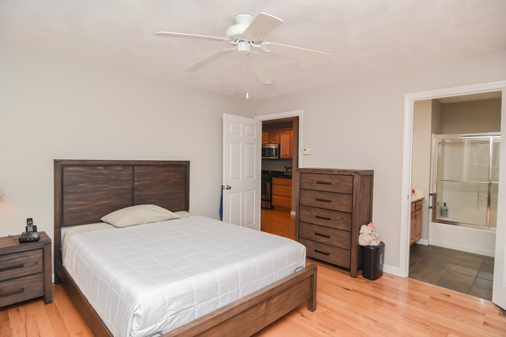 46 Hadleigh Road, Unit 46 Windham, NH 03087 - Photo 15 of 42