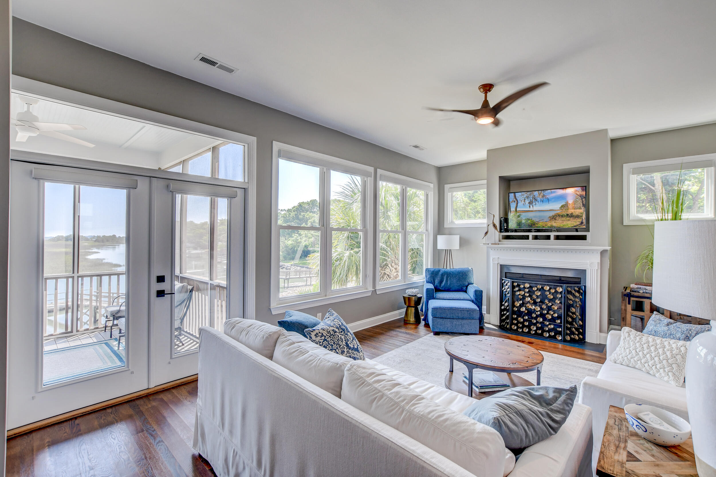 2242 Folly Road Charleston, SC 29412 - Photo 5 of 54 DSC_7452_3_4_5_6-Edit