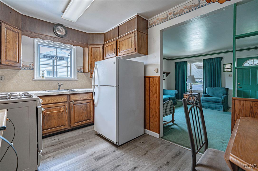 2128 Catasauqua Road Bethlehem, PA 18018 - Photo 11 of 36 Gallery Image 11