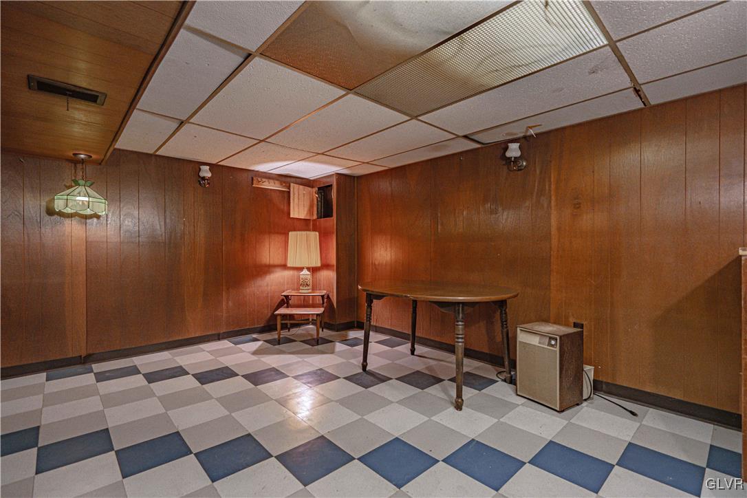 2128 Catasauqua Road Bethlehem, PA 18018 - Photo 27 of 36 Gallery Image 27