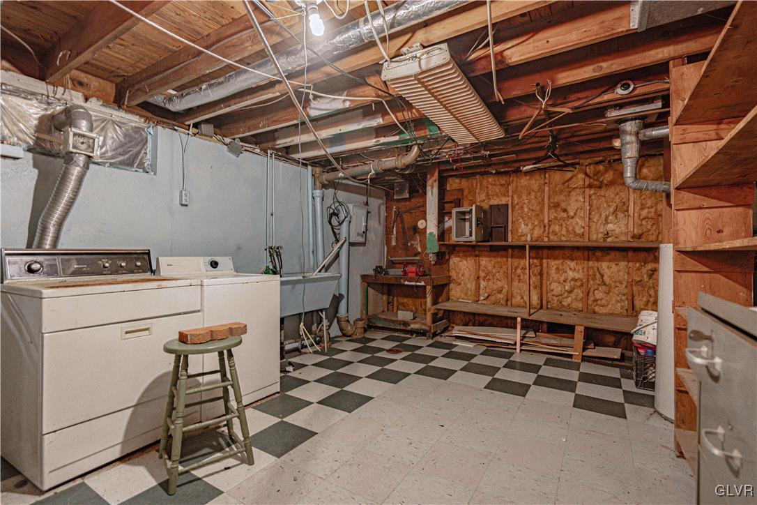 2128 Catasauqua Road Bethlehem, PA 18018 - Photo 29 of 36 Gallery Image 29