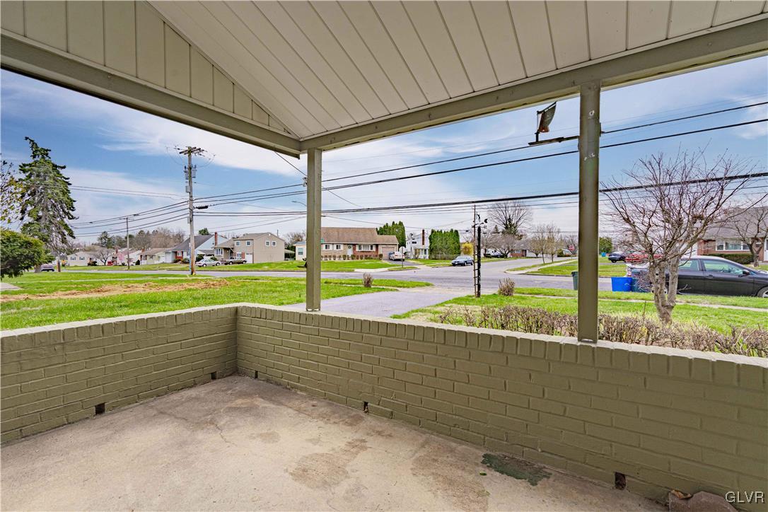 2128 Catasauqua Road Bethlehem, PA 18018 - Photo 7 of 36 Gallery Image 7