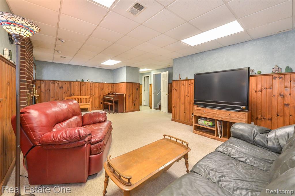 10834 Tree Line Drive Pinckney, MI 48169 - Photo 51 of 59
