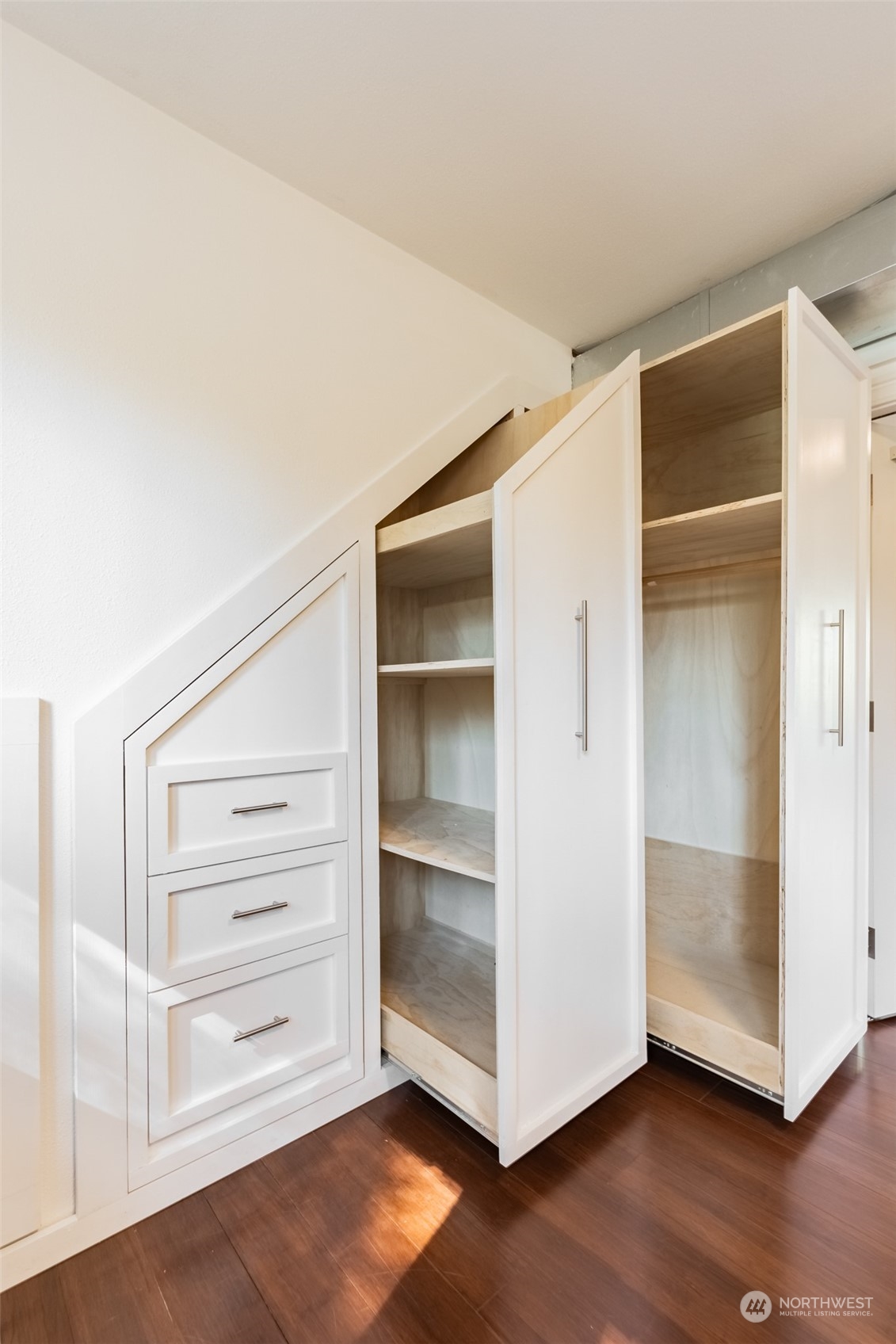 1004 Shaw Road Ferndale, WA 98248 - Photo 24 of 36 a view of an empty walk in closet