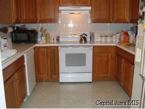 106 Country Place Springfield, IL 62703 - Photo 3 of 8