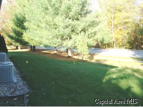 106 Country Place Springfield, IL 62703 - Photo 7 of 8