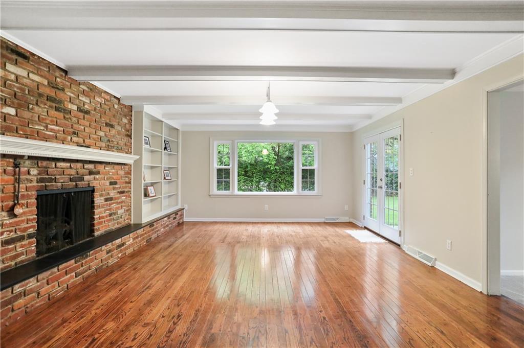 1150 Chessington Road Indianapolis, IN 46260 - Photo 14 of 60 Gallery Image 14