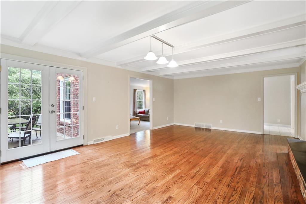 1150 Chessington Road Indianapolis, IN 46260 - Photo 16 of 60 Gallery Image 16