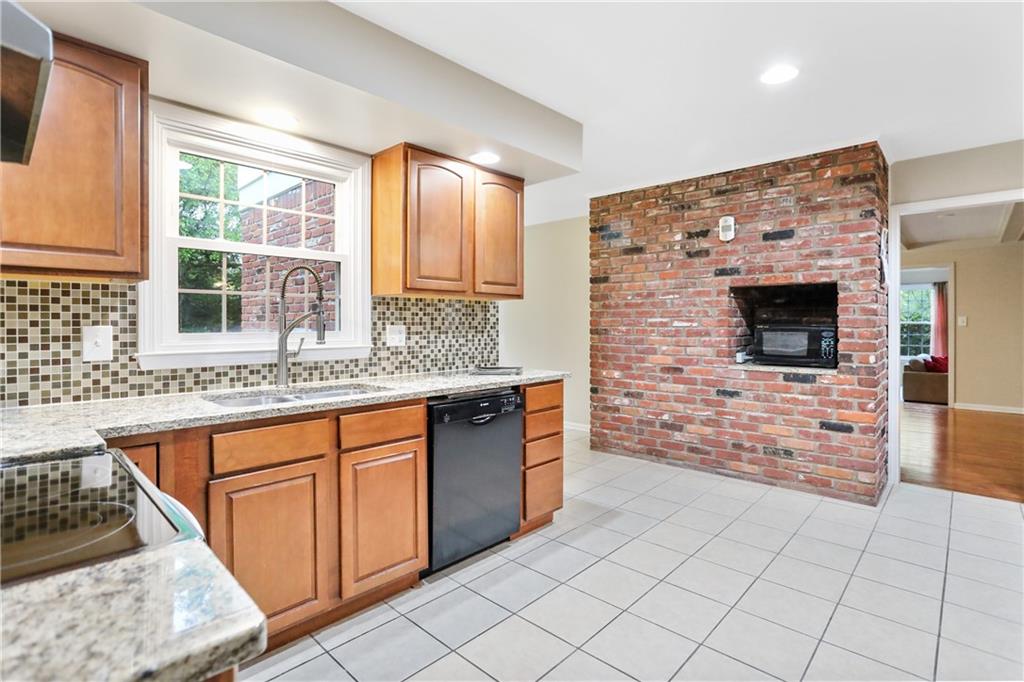1150 Chessington Road Indianapolis, IN 46260 - Photo 20 of 60 Gallery Image 20
