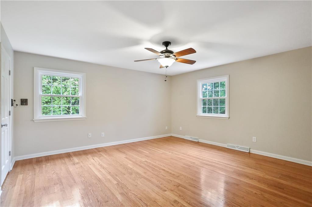 1150 Chessington Road Indianapolis, IN 46260 - Photo 38 of 60 Gallery Image 38