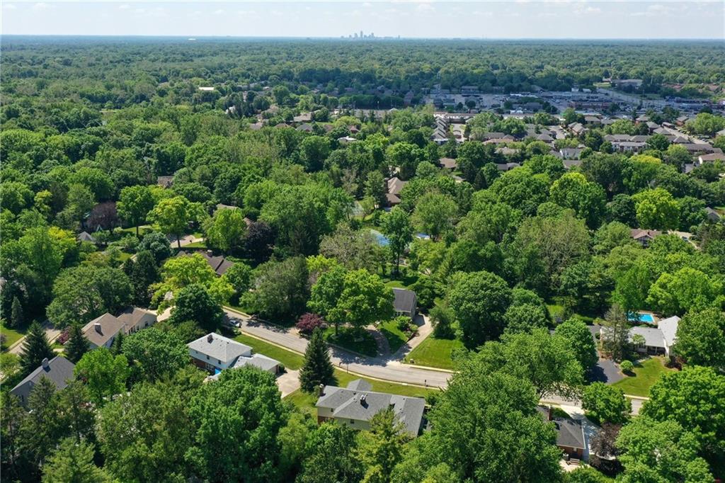 1150 Chessington Road Indianapolis, IN 46260 - Photo 59 of 60 Gallery Image 59