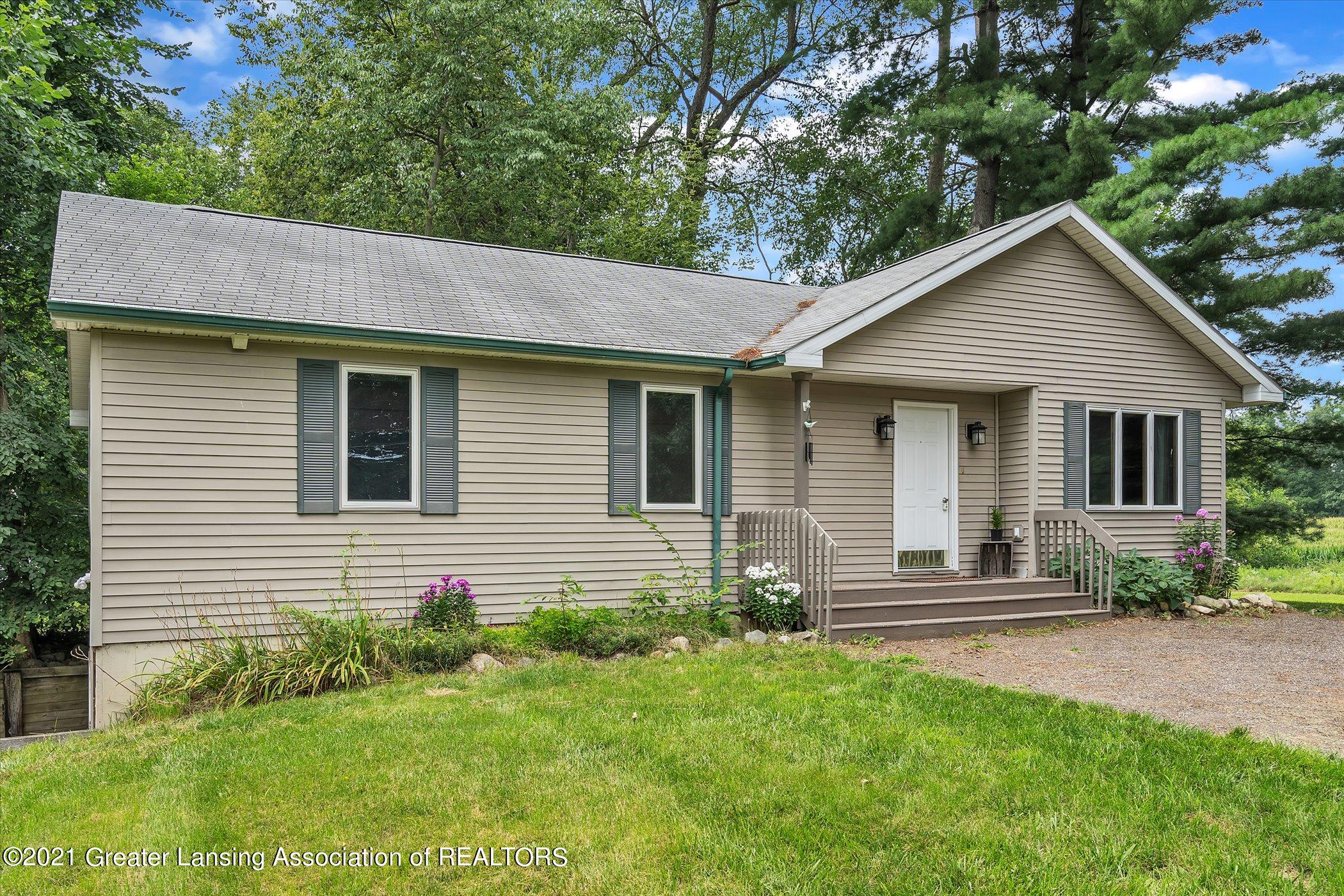 9508 Townley Road Springport, MI 49284 - Photo 2 of 33 02-9508-Townley-Rd-WindowStill-Real-Esta
