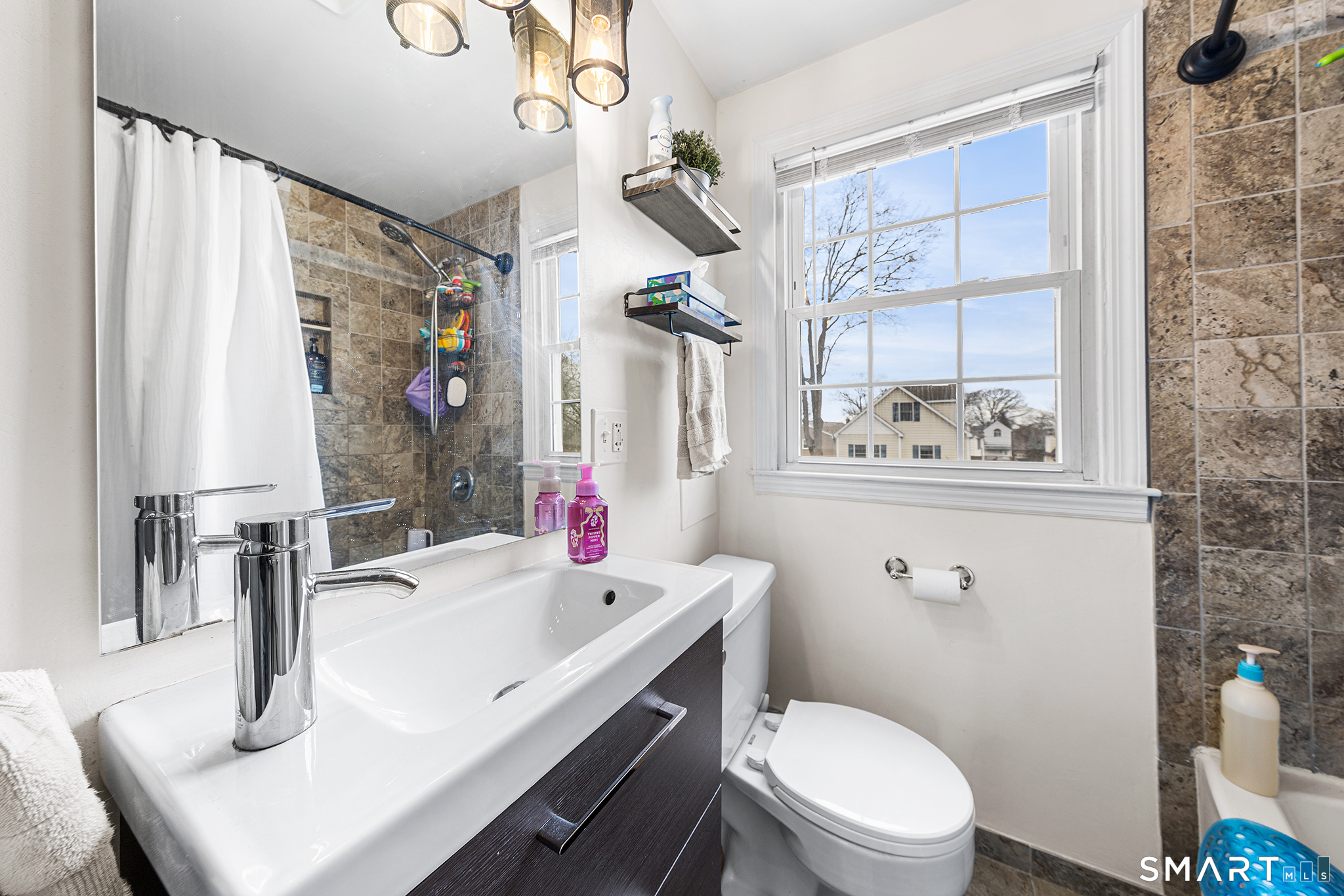 163 Sylvan Knoll Road Stamford, CT 06902 - Photo 12 of 24