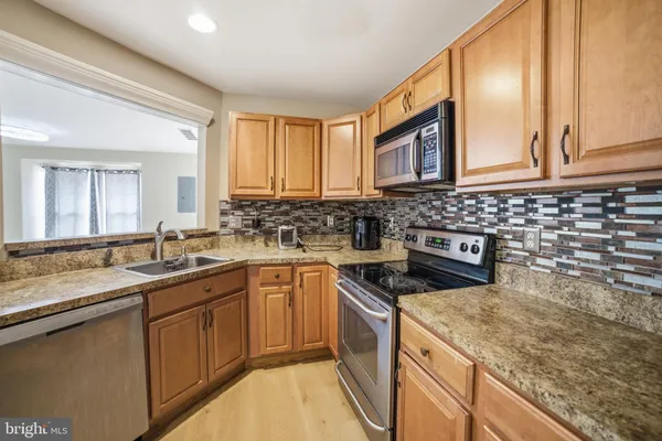 $439,900 | 8310 Bluebird Way, Unit 3, Lorton, VA 22079