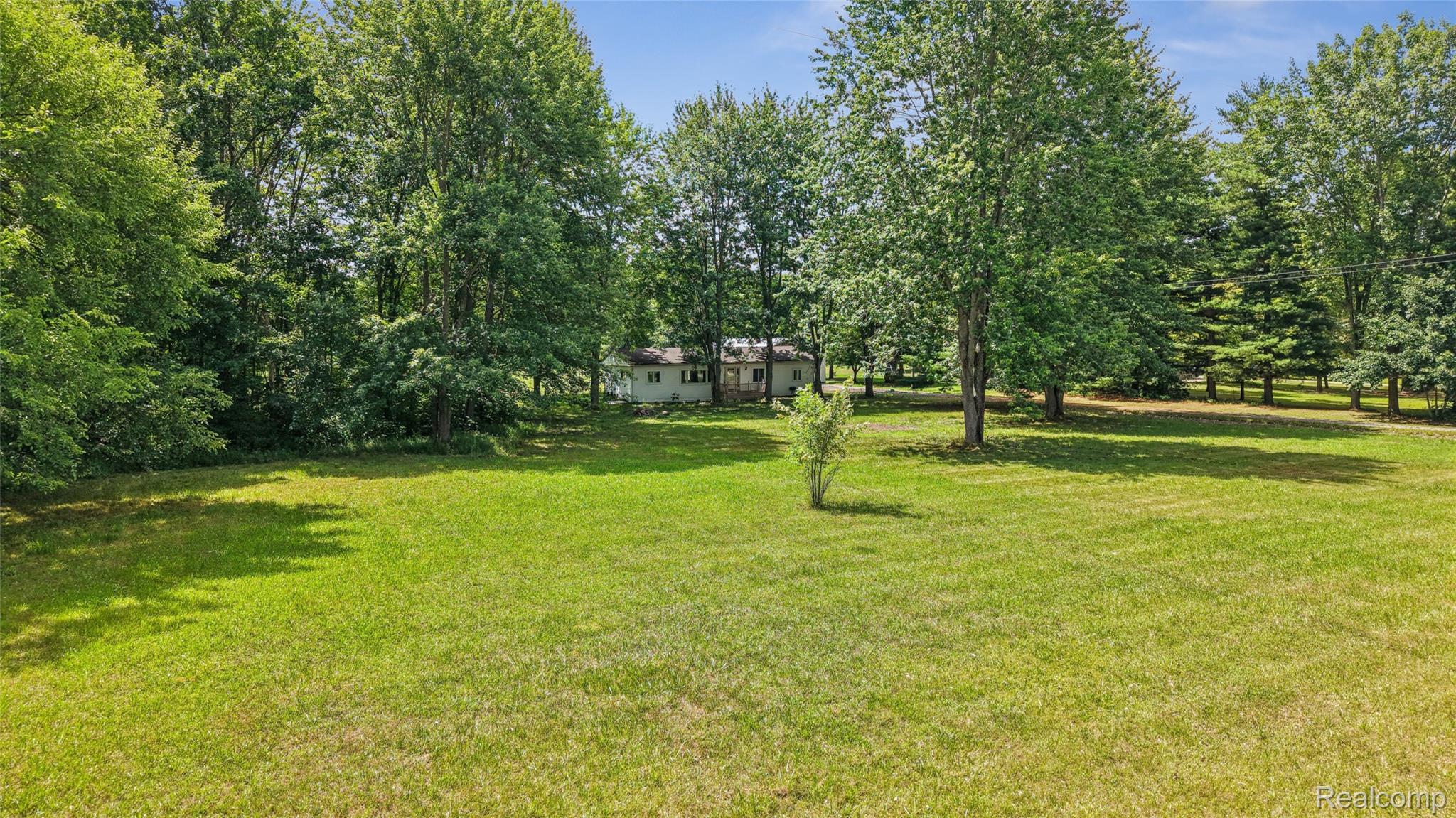 2362 Johnson Road North Branch, MI 48461 - Photo 39 of 43 photos_high_resolution_DJI_20260723122637_0093_D.jpg