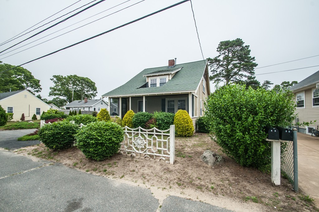 32 Pleasant Street Wareham, MA 02571 - Photo 9 of 24 Gallery Image 9