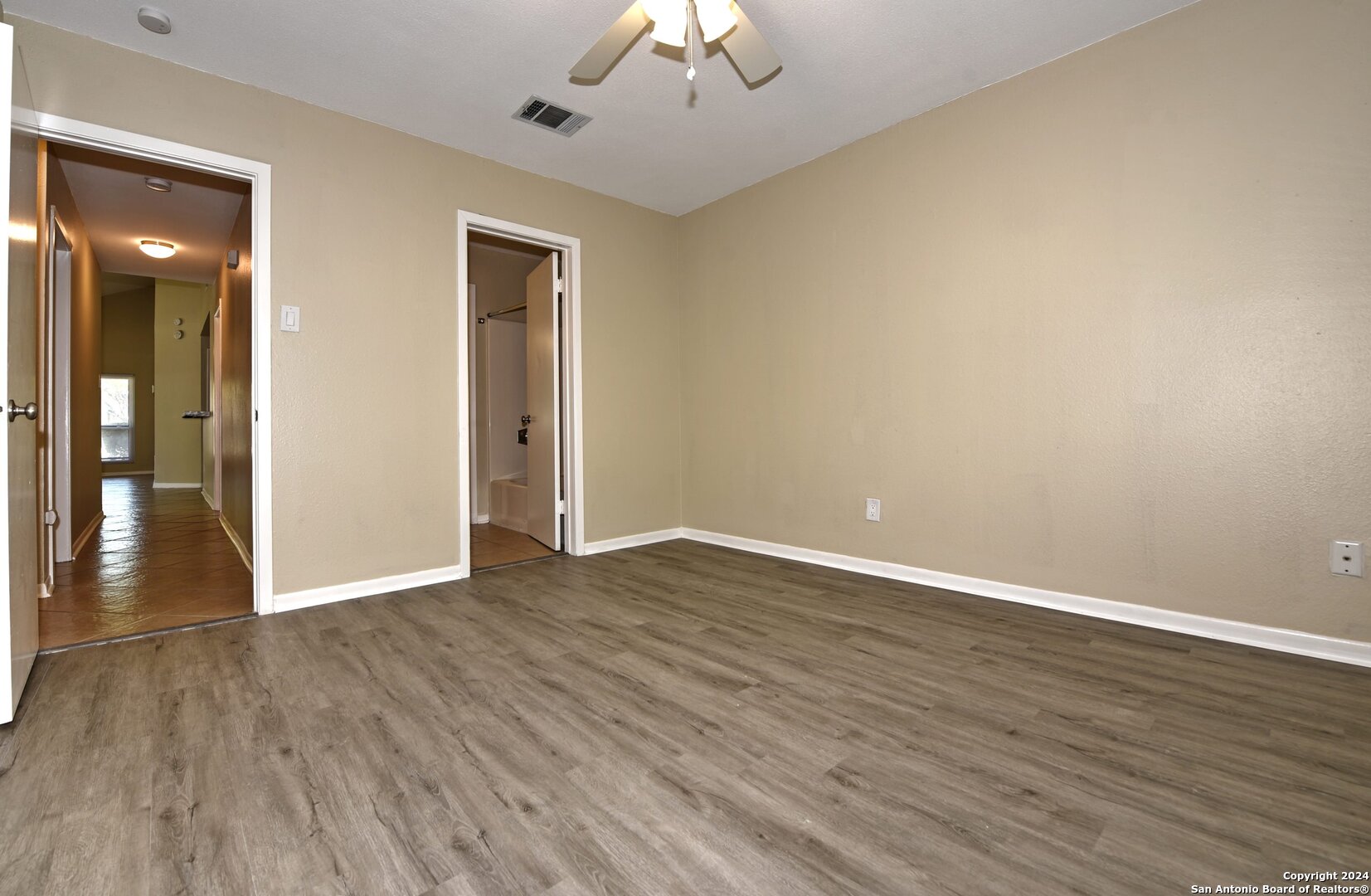 3402 Ridge Ash San Antonio, TX 78247 - Photo 7 of 30