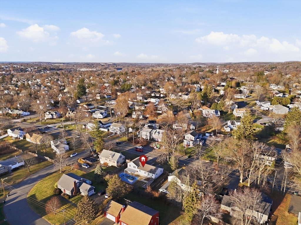 387 Massachusetts Avenue North Andover, MA 01845 - Photo 32 of 34 an aerial view of multiple house