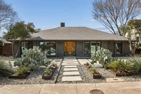 $1,099,000 | 9522 Robin Meadow Drive, Dallas, TX 75243