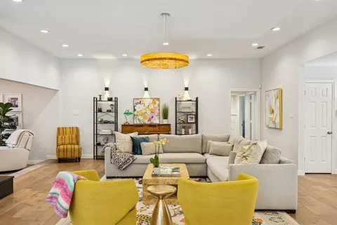 $1,099,000 | 9522 Robin Meadow Drive, Dallas, TX 75243