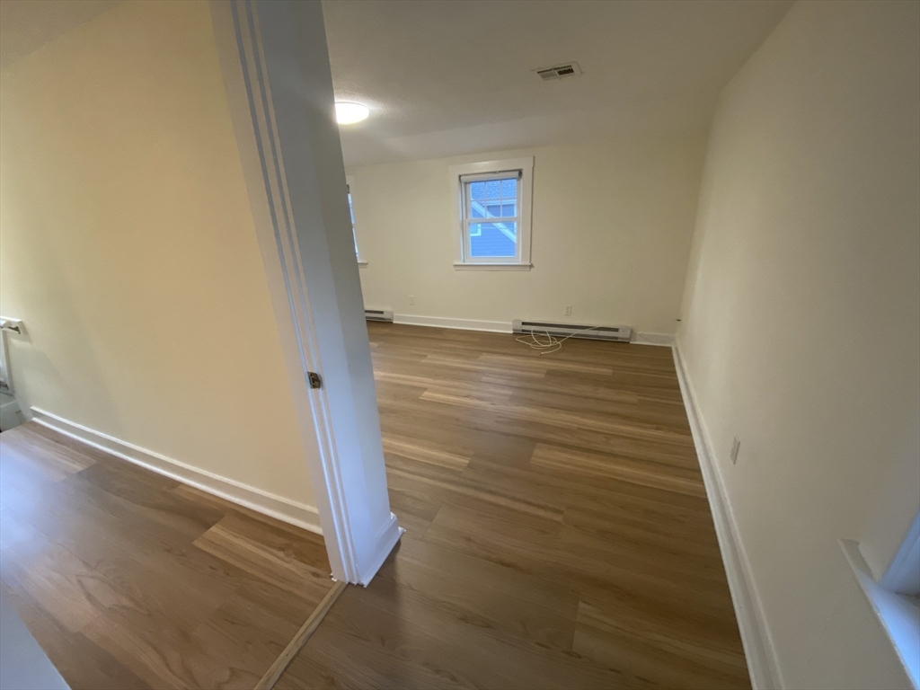 16 Stonecleve Road, Unit 16 Wellesley, MA 02482 - Photo 13 of 16