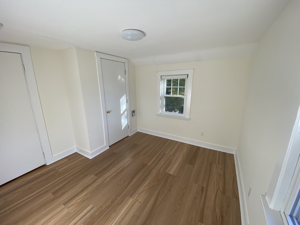 16 Stonecleve Road, Unit 16 Wellesley, MA 02482 - Photo 10 of 16