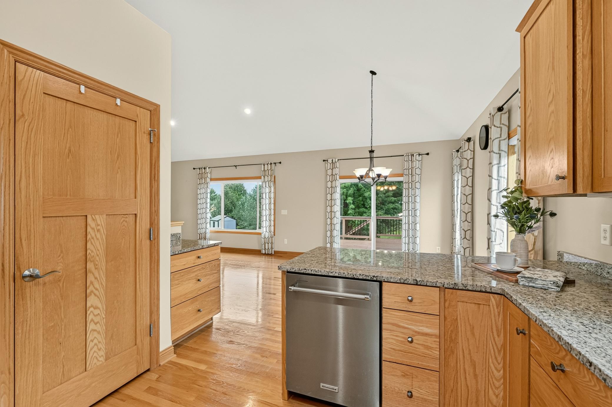 5048 Scenic View Drive Southwest Rochester, MN 55902 - Photo 12 of 29 Gallery Image 12