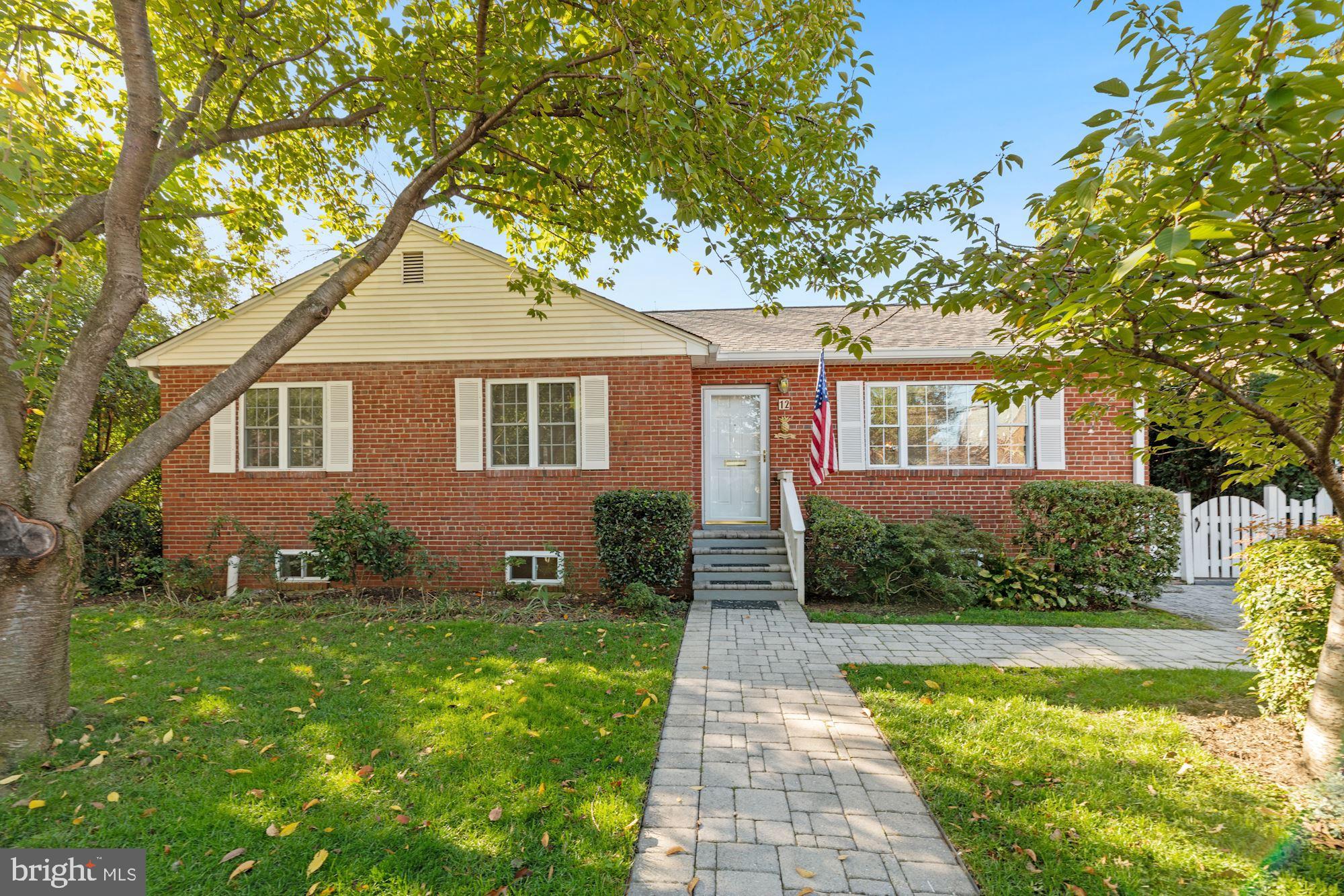 12 West Braddock Road Alexandria, VA 22301 - Photo 1 of 35 Pristine 3 bed/2 bath brick rambler in Rosemont!