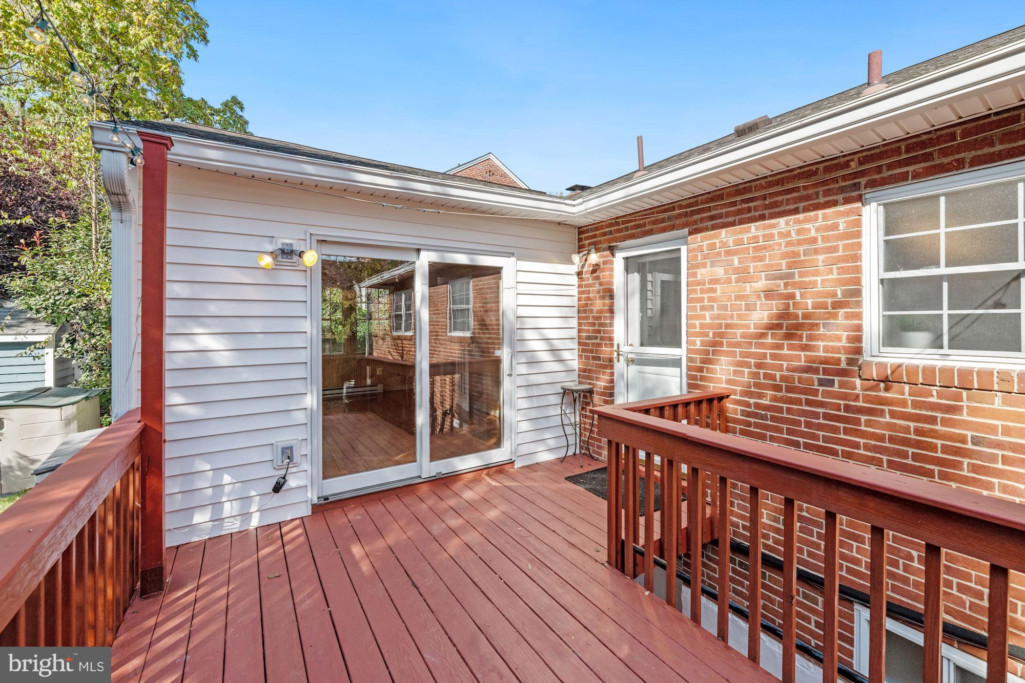 12 West Braddock Road Alexandria, VA 22301 - Photo 8 of 35 Large deck off of sunroom & perfect for grilling