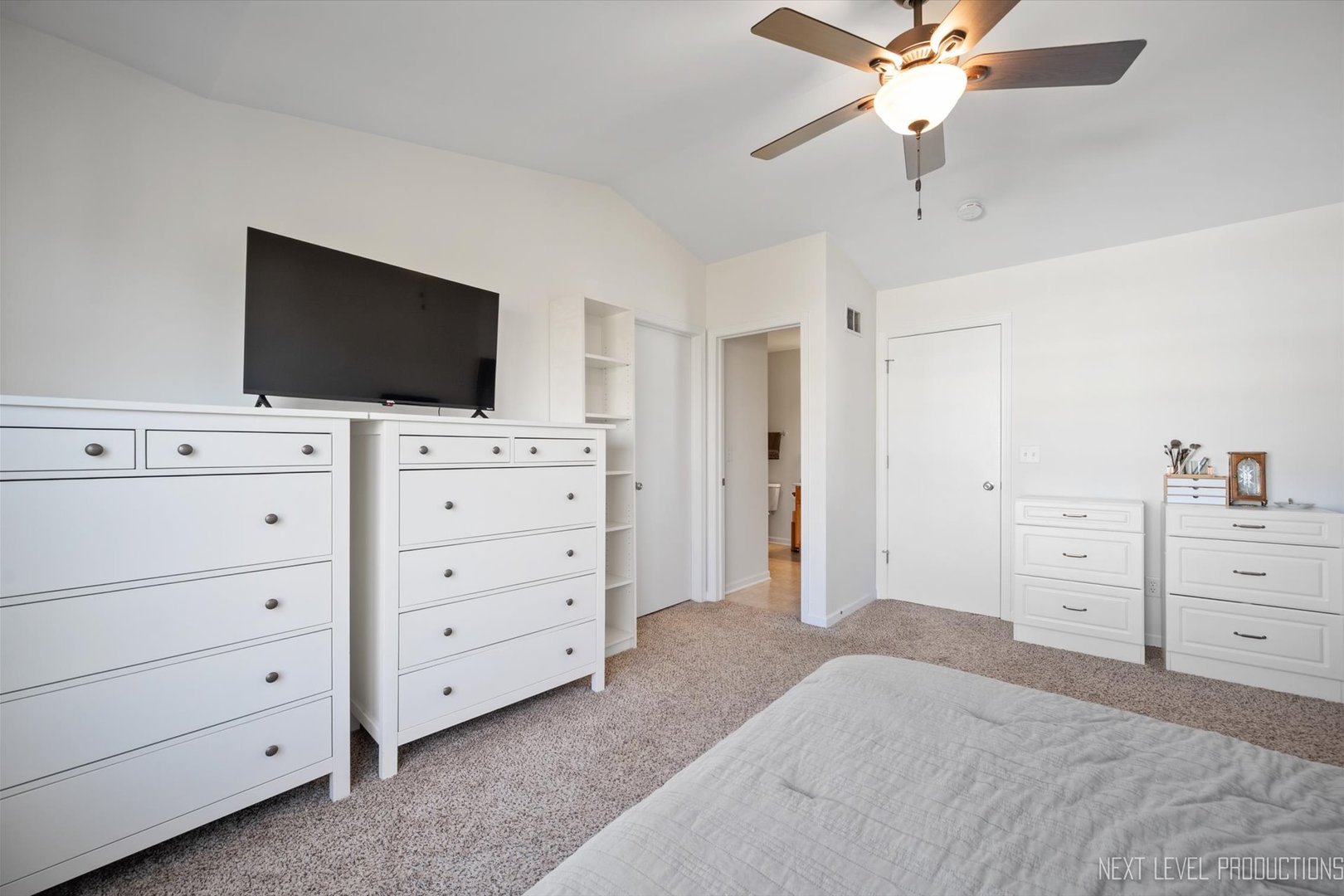 3213 Napa Court DeKalb, IL 60115 - Photo 20 of 29