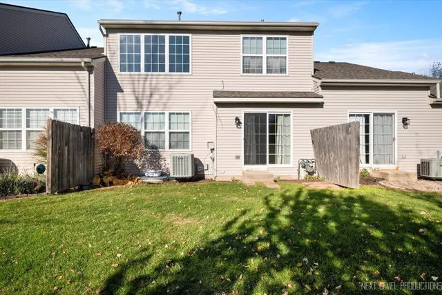 $255,000 | 3213 Napa Court, DeKalb, IL 60115