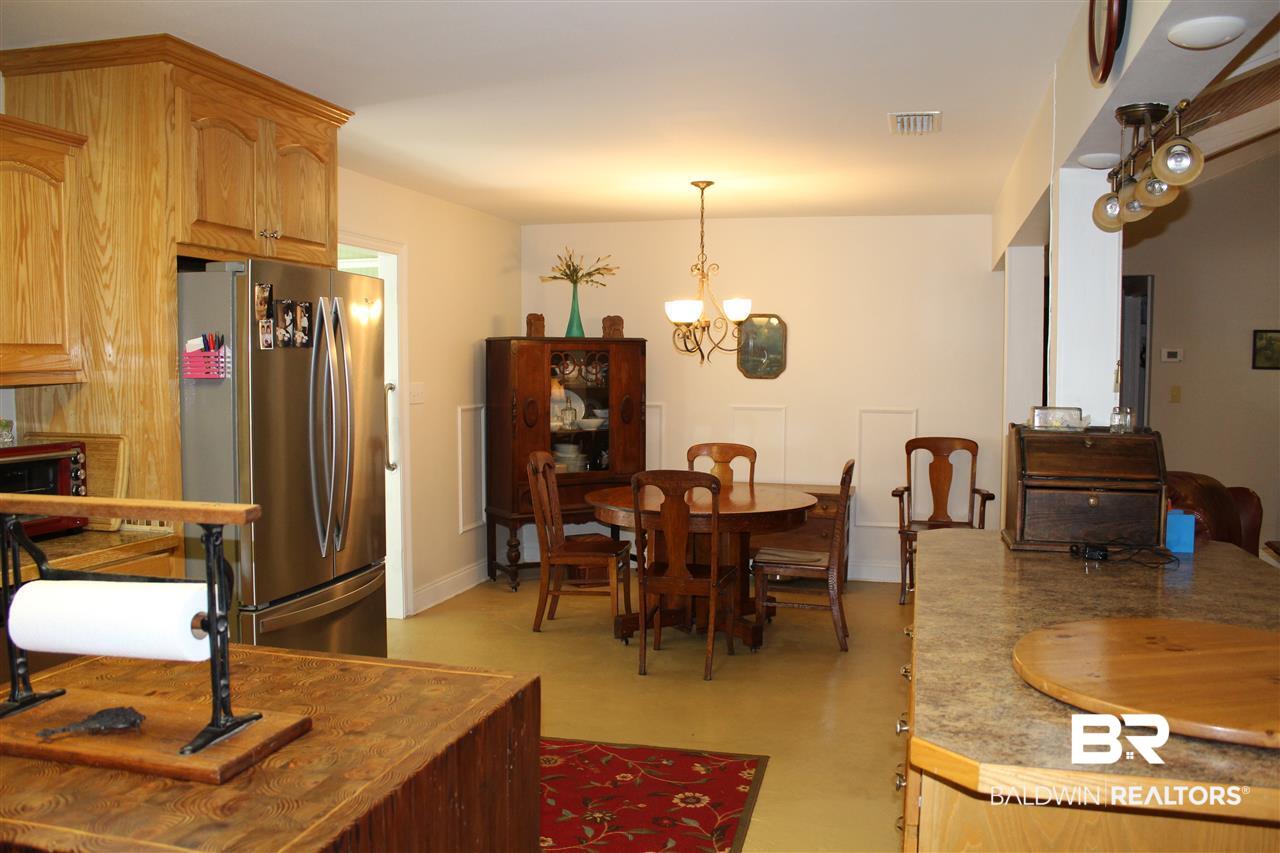 22691 Pineview Lane Foley, AL 36535 - Photo 7 of 26 Dining/Kitchen Combo