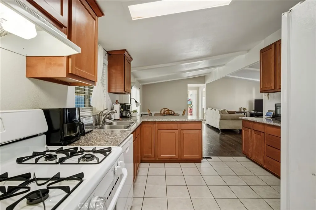 1051 Site, Unit 236 Brea, CA 92821 - Photo 3 of 19