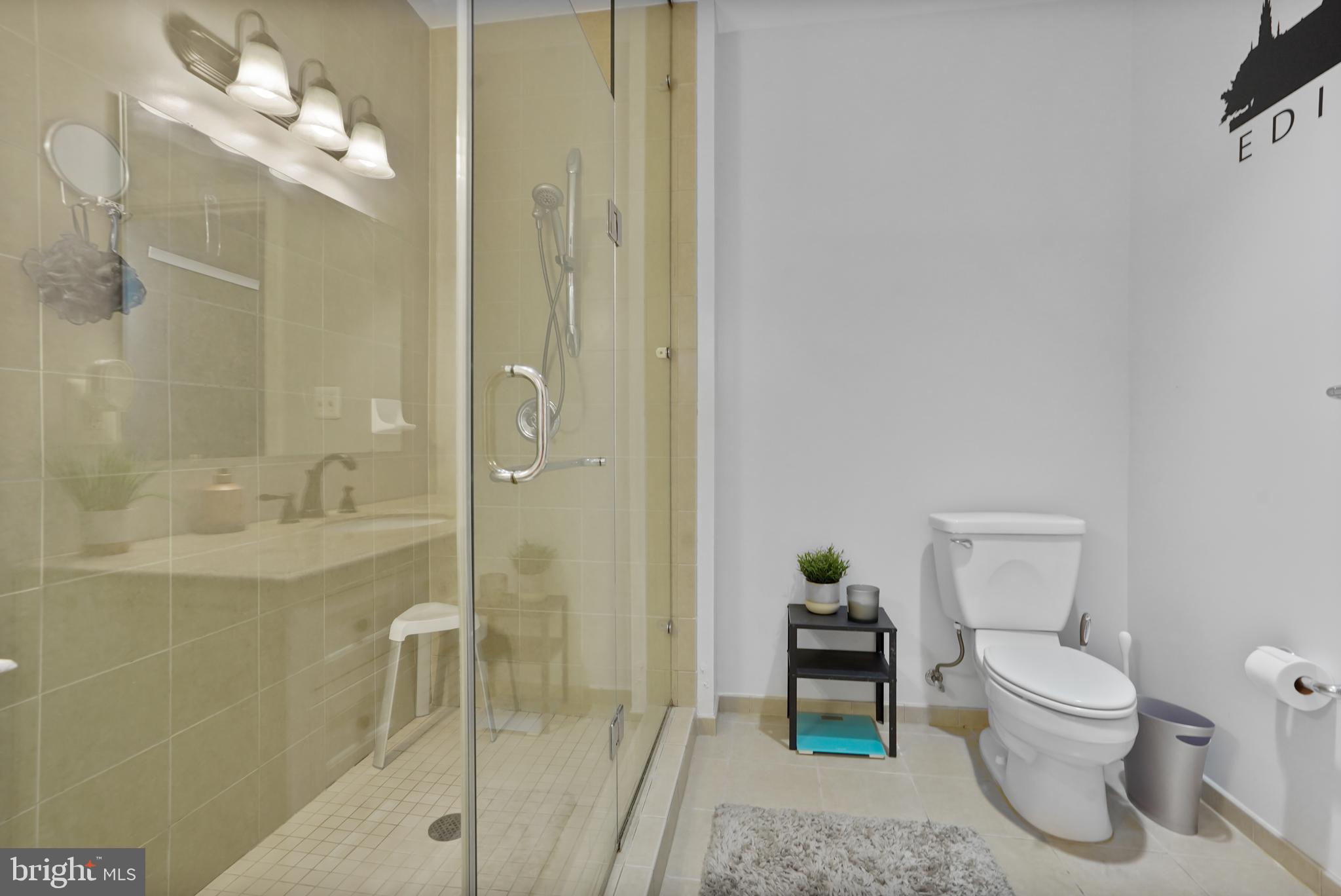 1701 Kalorama Road Northwest, Unit 309 Washington, DC 20009 - Photo 19 of 23 Gallery Image 19