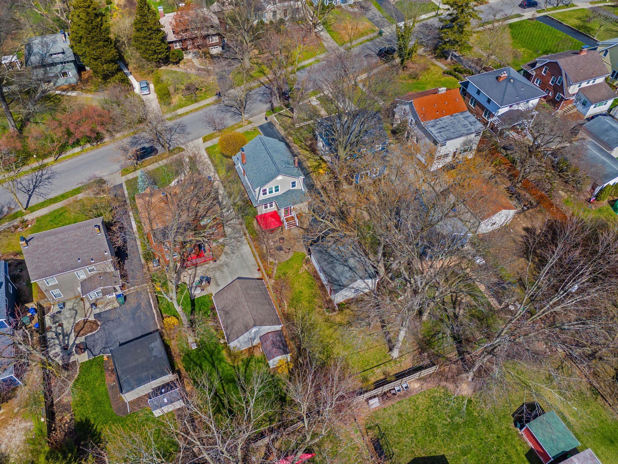 39 East Torrence Road Columbus, OH 43214 - Photo 44 of 61 DJI_20240325141636_0073_D