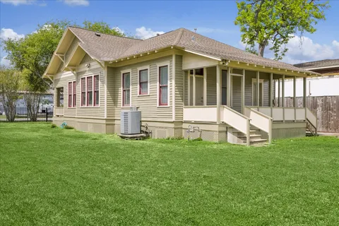 $815,000 | 1846 Arlington Street, Houston, TX 77008
