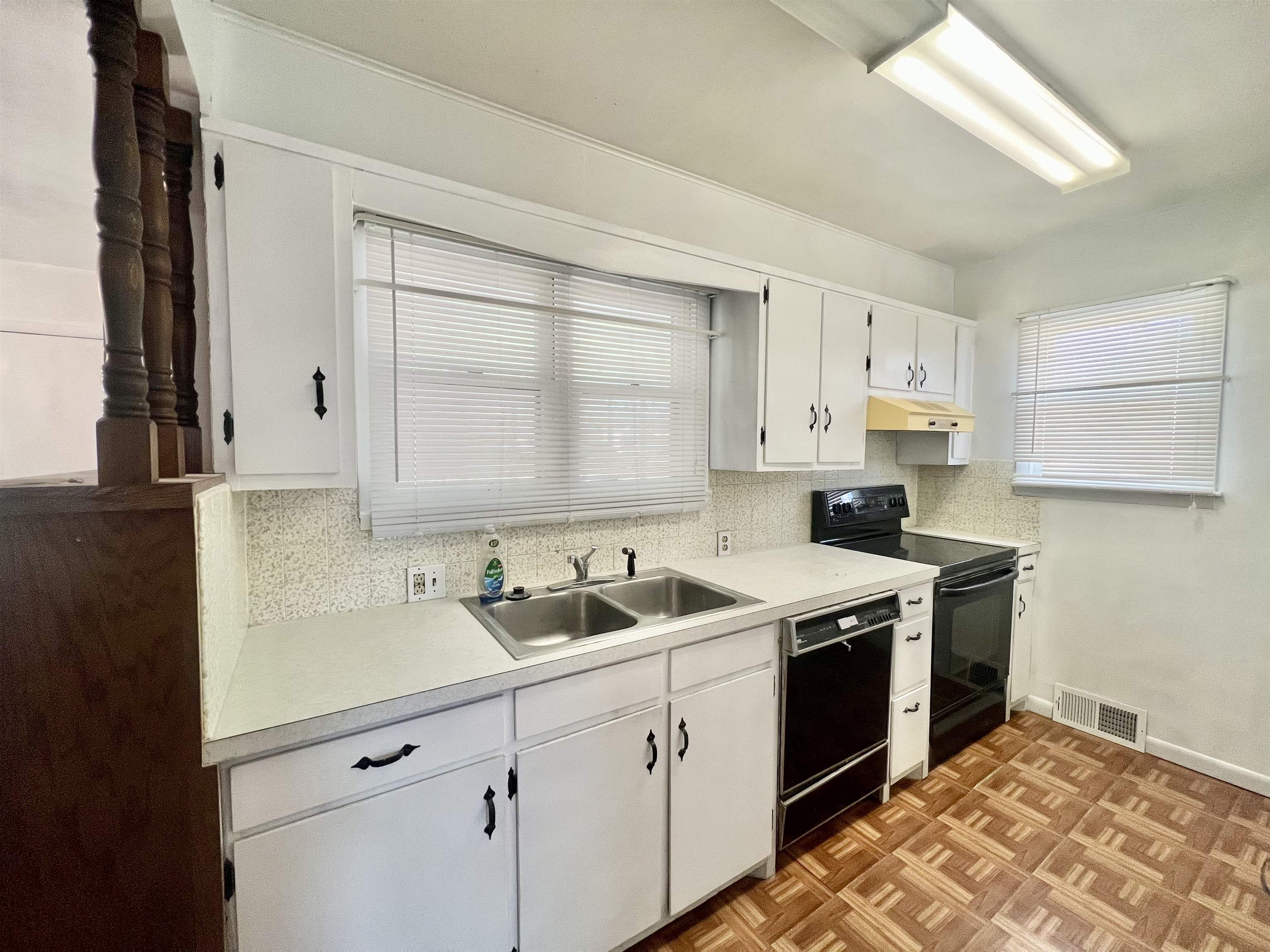 632 West G Avenue Kingman, KS 67068 - Photo 12 of 24