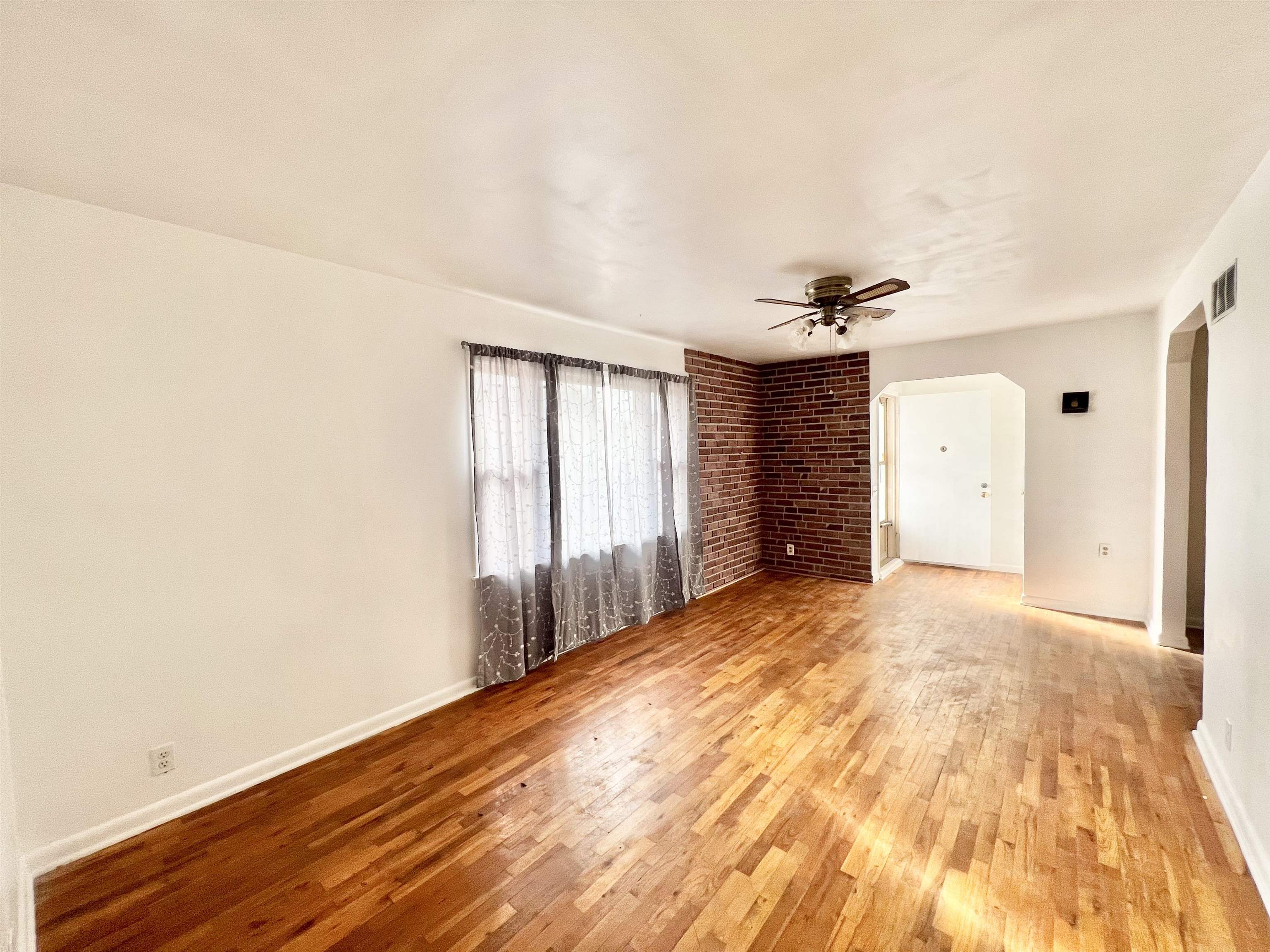 632 West G Avenue Kingman, KS 67068 - Photo 4 of 24