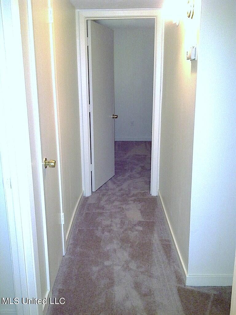 836 Riverview Drive, Unit 7 Jackson, MS 39202 - Photo 6 of 12 Riverview Apartment (5)