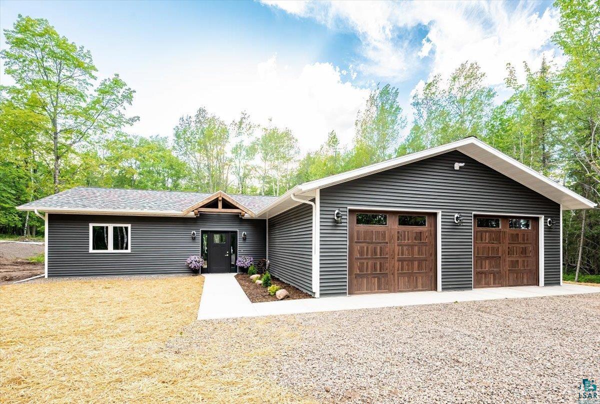 4937 Tomak Road Duluth, MN 55811 - Photo 1 of 33