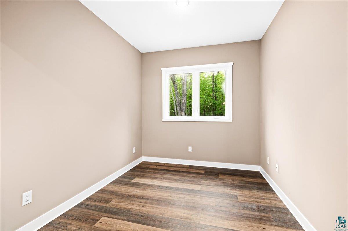 4937 Tomak Road Duluth, MN 55811 - Photo 16 of 33