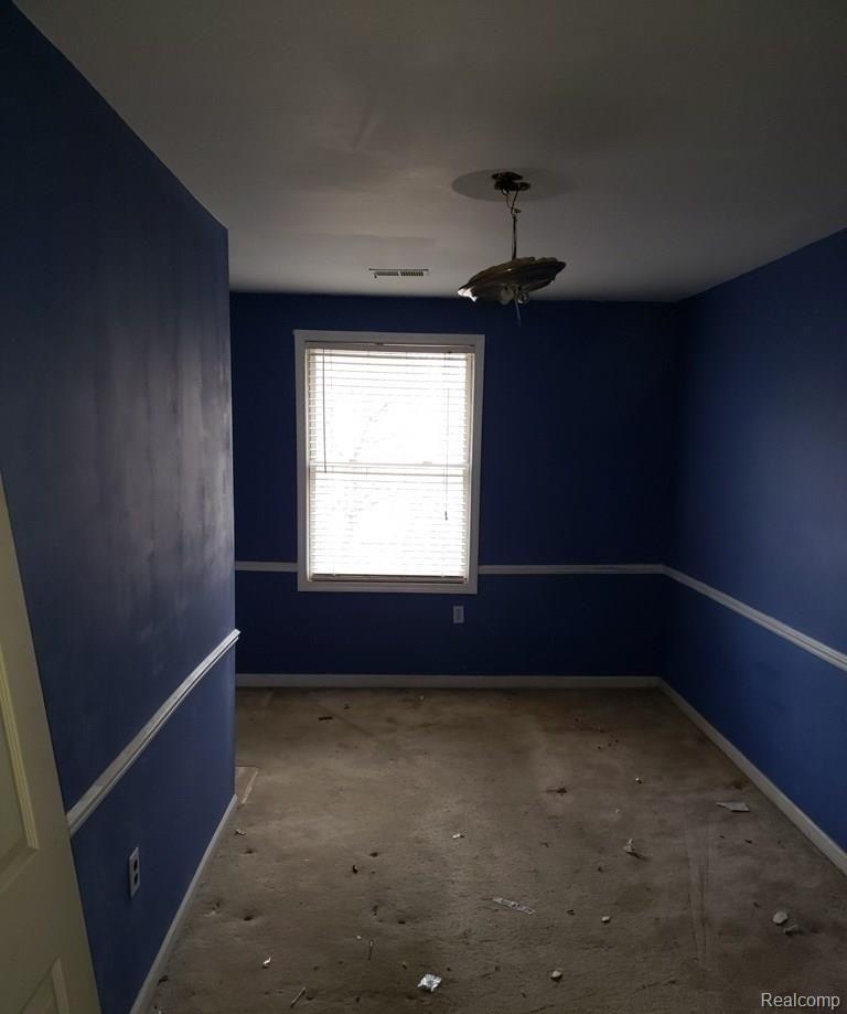 3945 Rohr Road Lake Orion, MI 48359 - Photo 21 of 22 20180409_110530.jpg