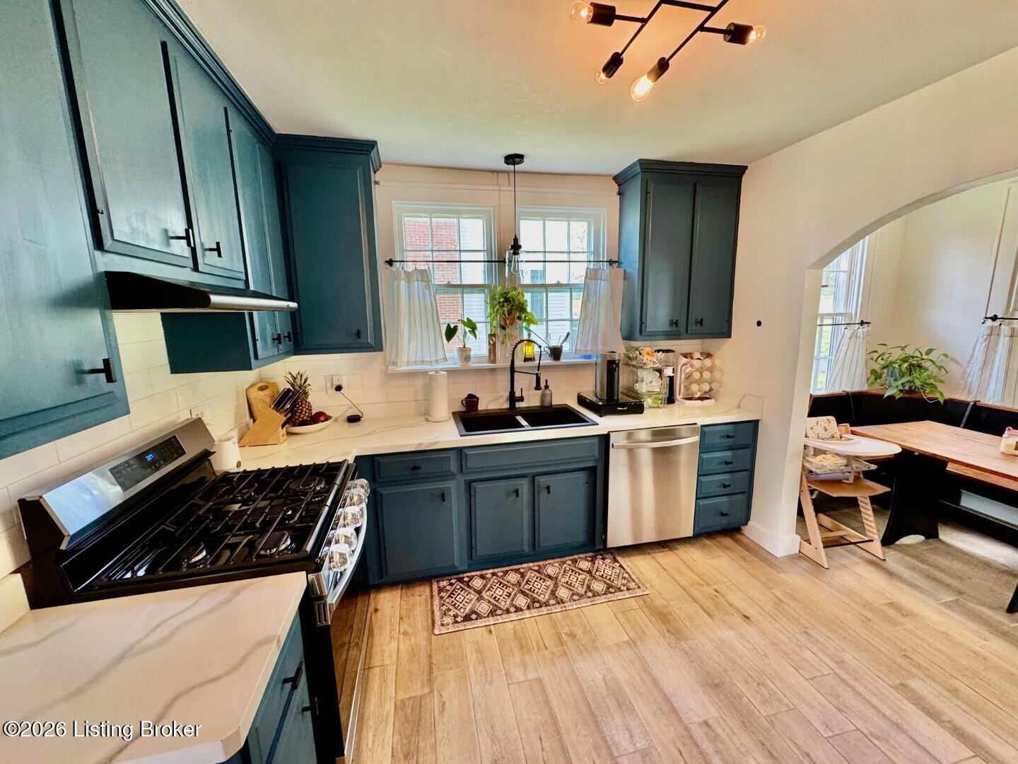 209 East Virginia Avenue Springfield, KY 40069 - Photo 10 of 41 010_Kitchen