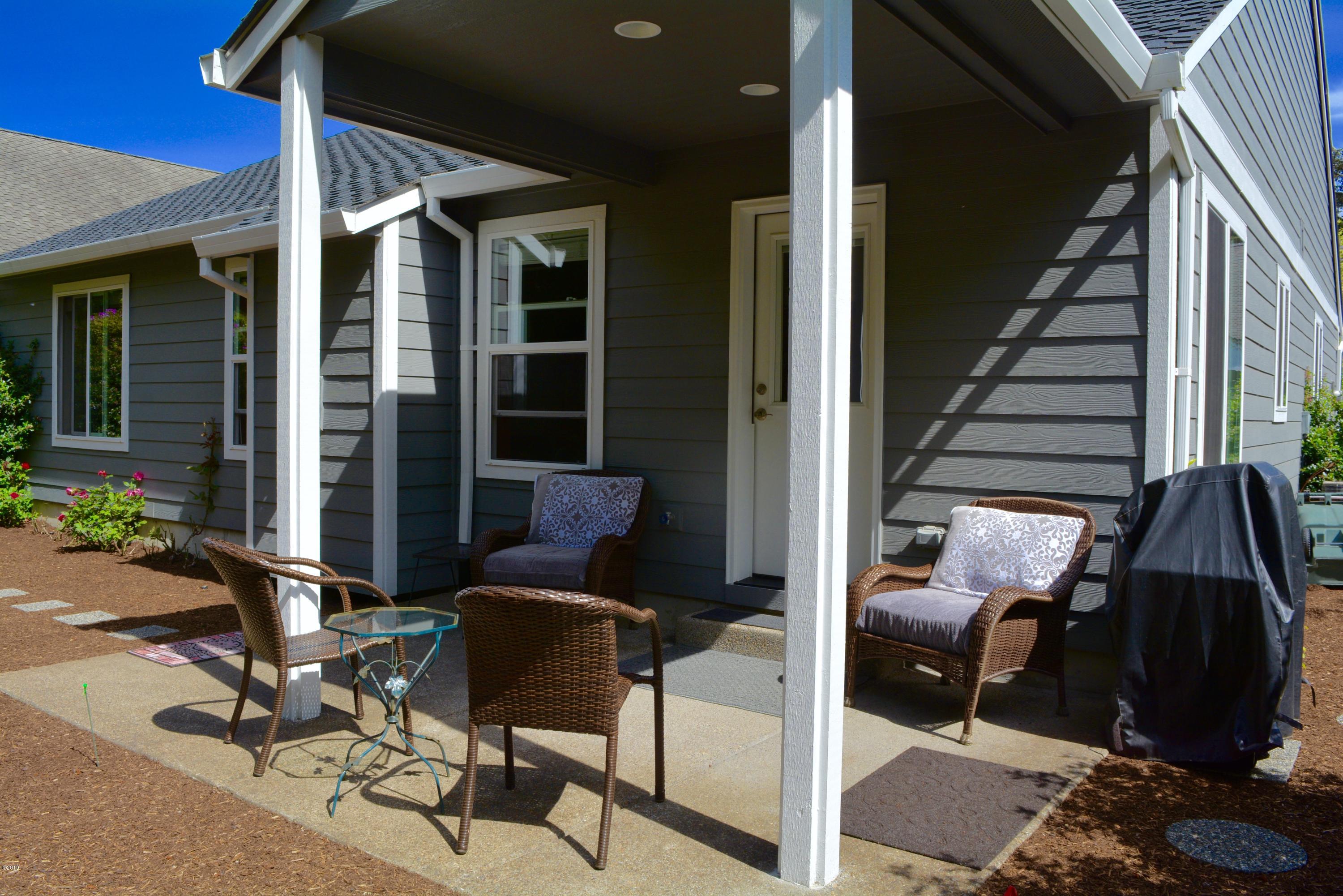 145 Southwest 61 Street Newport, OR 97366 - Photo 22 of 33 DSC_0834