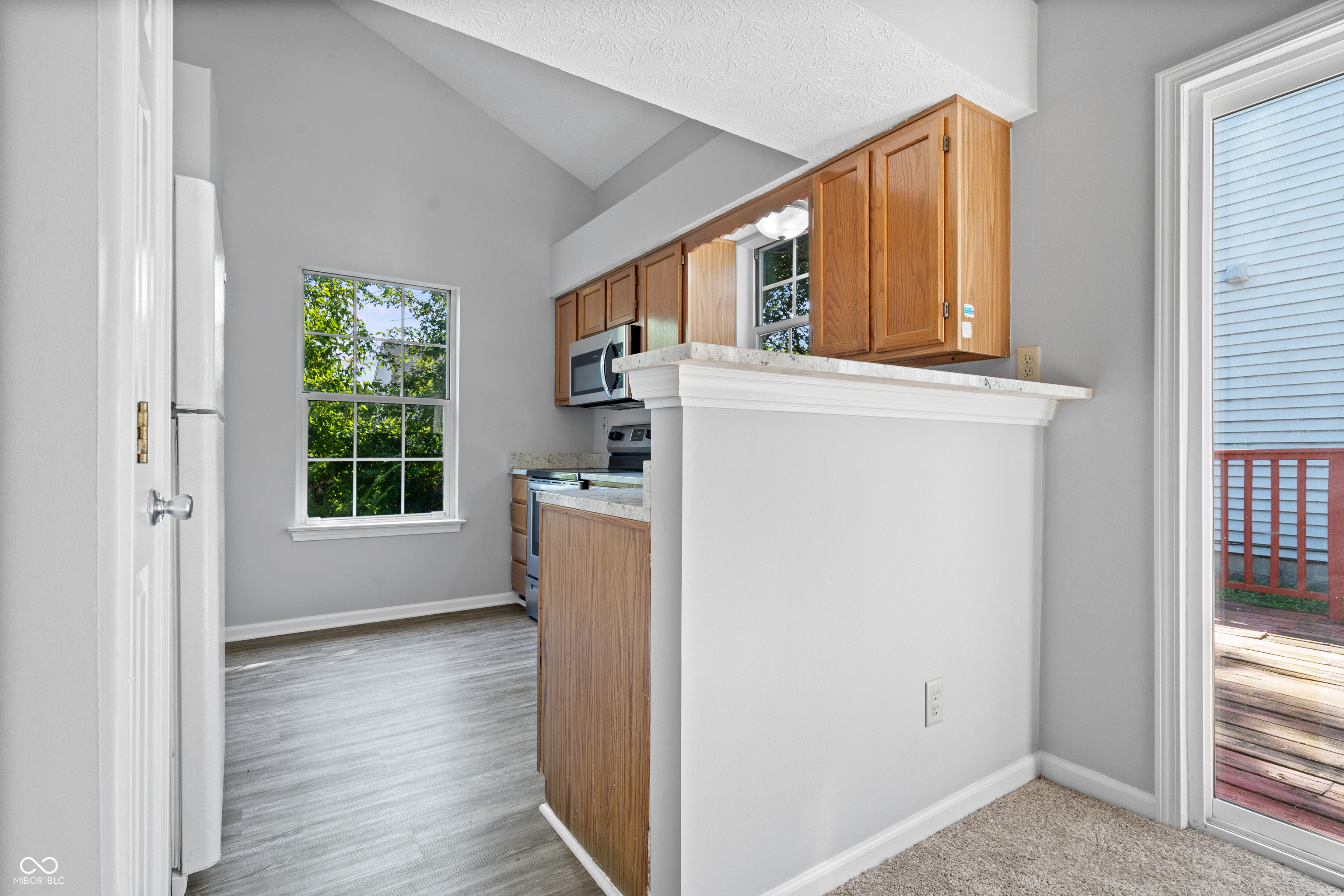 9716 Spruce Lane Fishers, IN 46038 - Photo 13 of 29