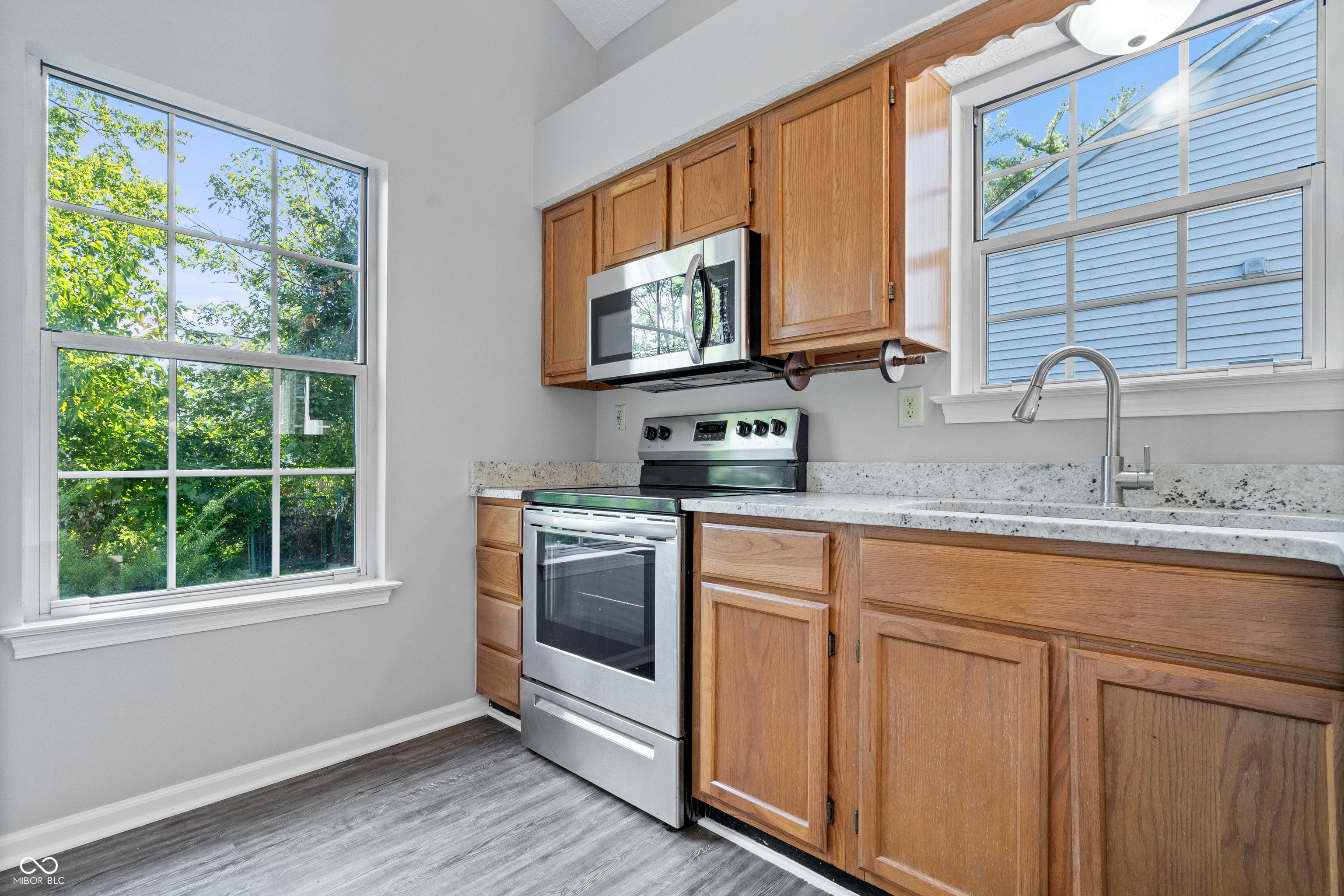 9716 Spruce Lane Fishers, IN 46038 - Photo 14 of 29