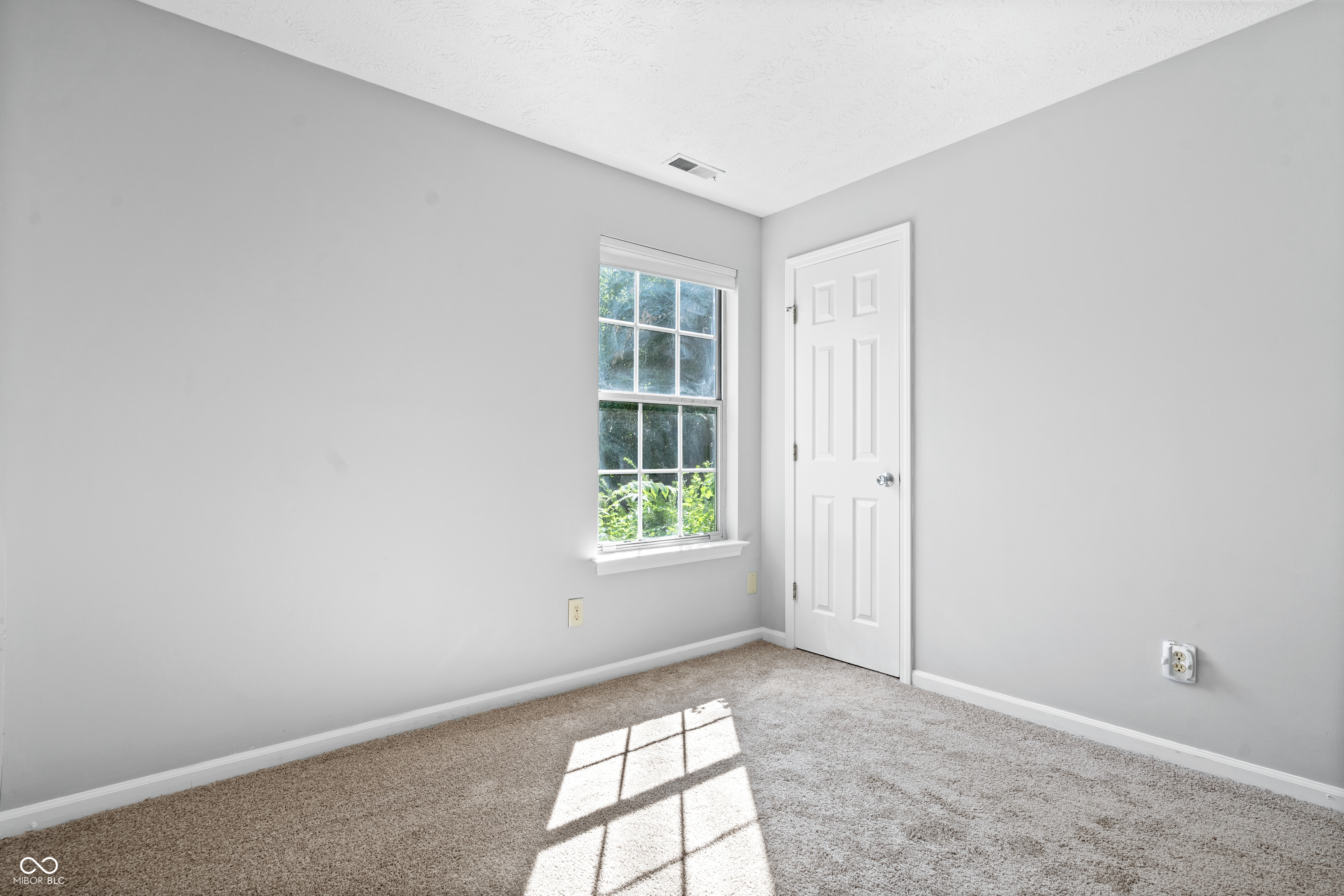 9716 Spruce Lane Fishers, IN 46038 - Photo 22 of 29